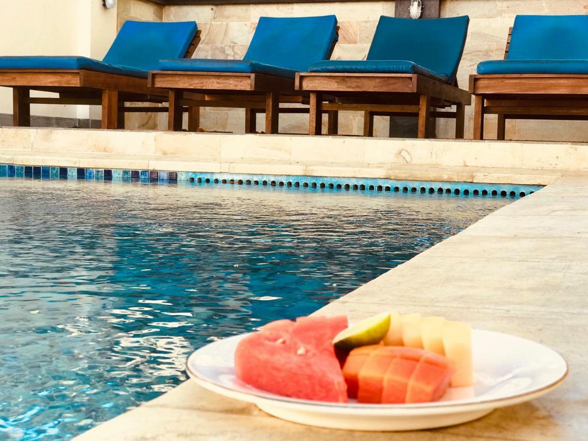 Отель Familytel Bali Kuta Selatan Экстерьер фото