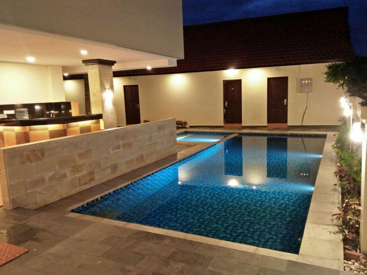 Отель Familytel Bali Kuta Selatan Экстерьер фото
